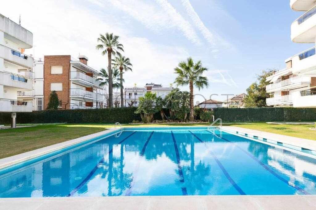 Апартаменты Sitges Arena Dos Piscinas Frente Al Mar Экстерьер фото